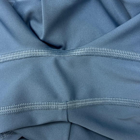 Gymshark Pocket Shorts- Blue Bike Shorts, Size XS, 2 side pockets, EUC - Picture 3 of 10